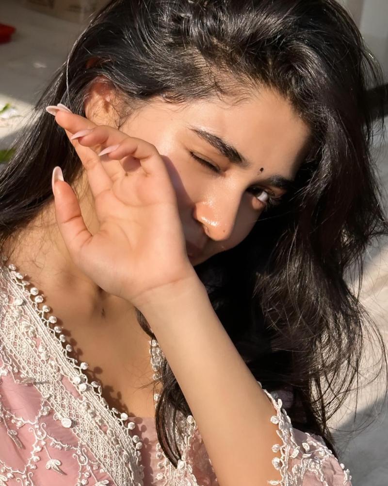 krithi-shetty-smiley-photos